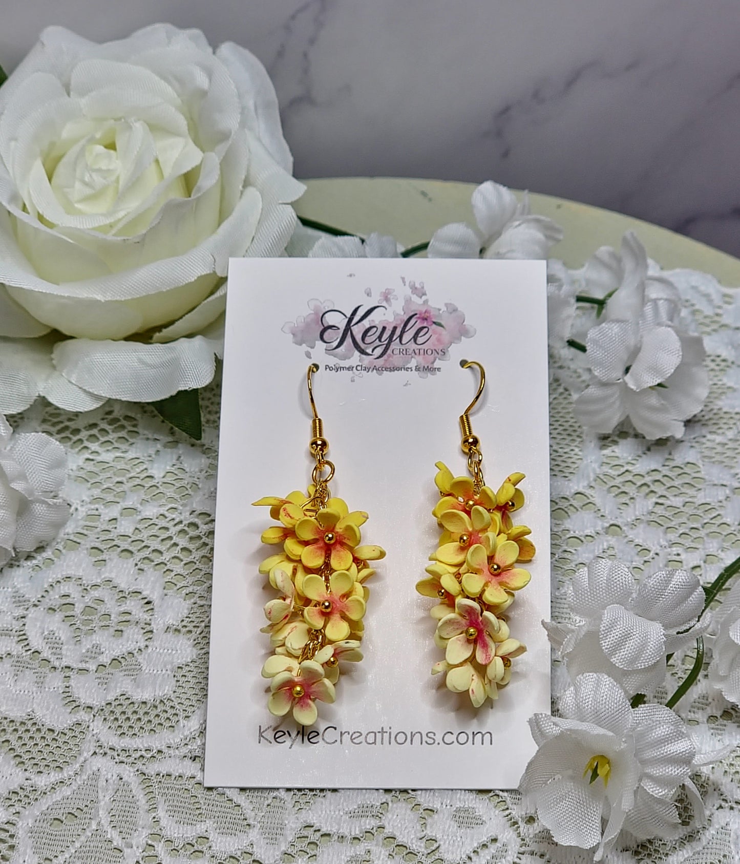 Yellow Cluster Dangle earrings | Gold