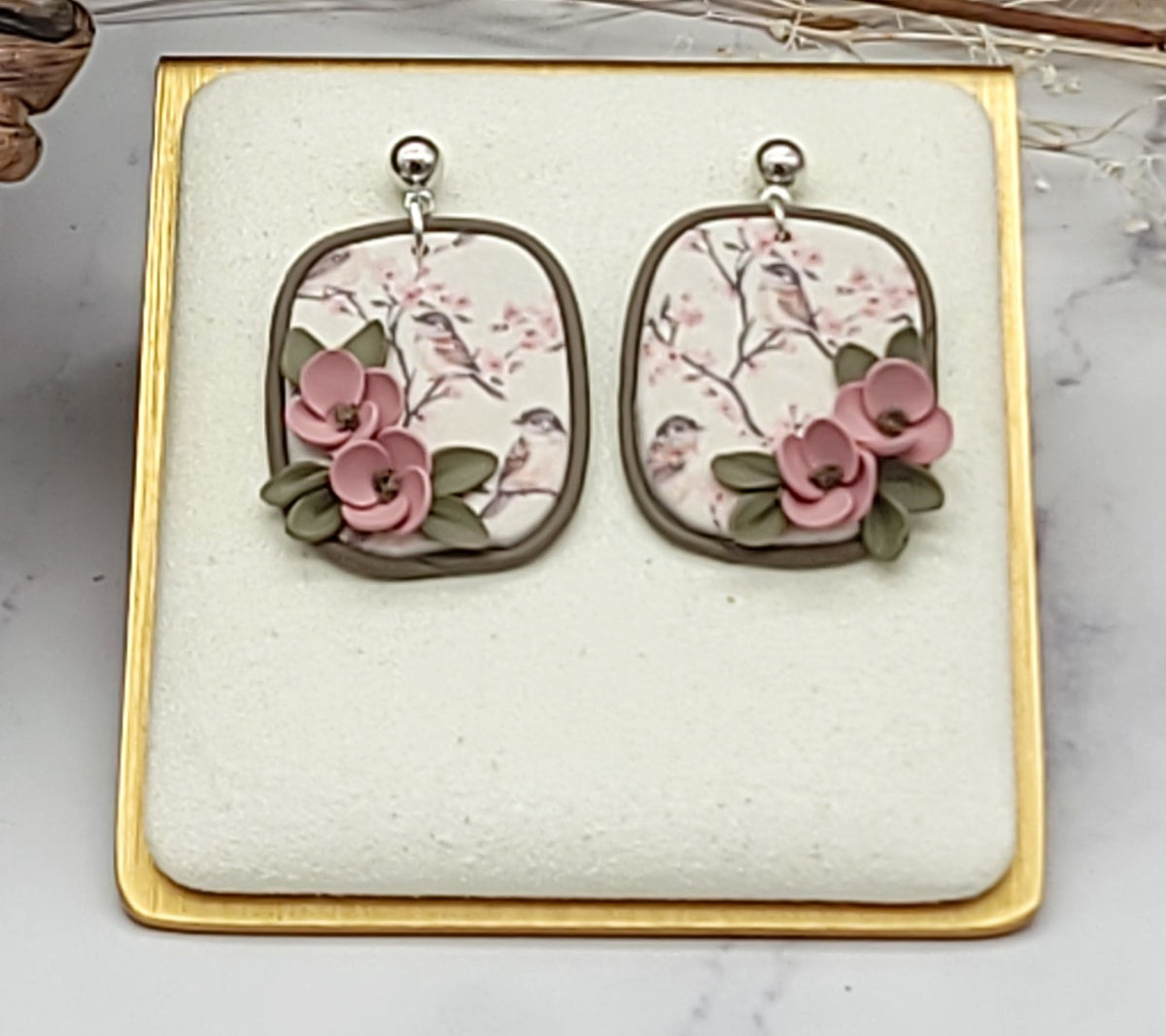 Tiny Bird floral earrings-K