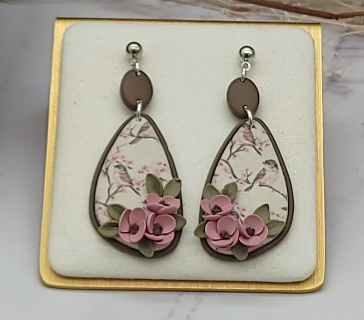 Tiny Bird floral earrings-E