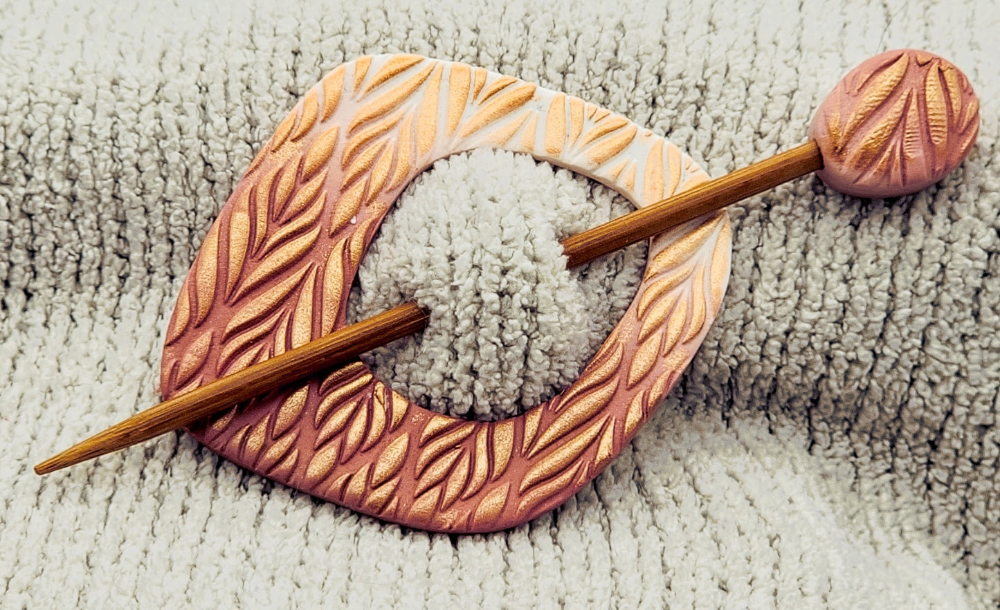 White to Terra Cotta Ombre Shawl Pin-B