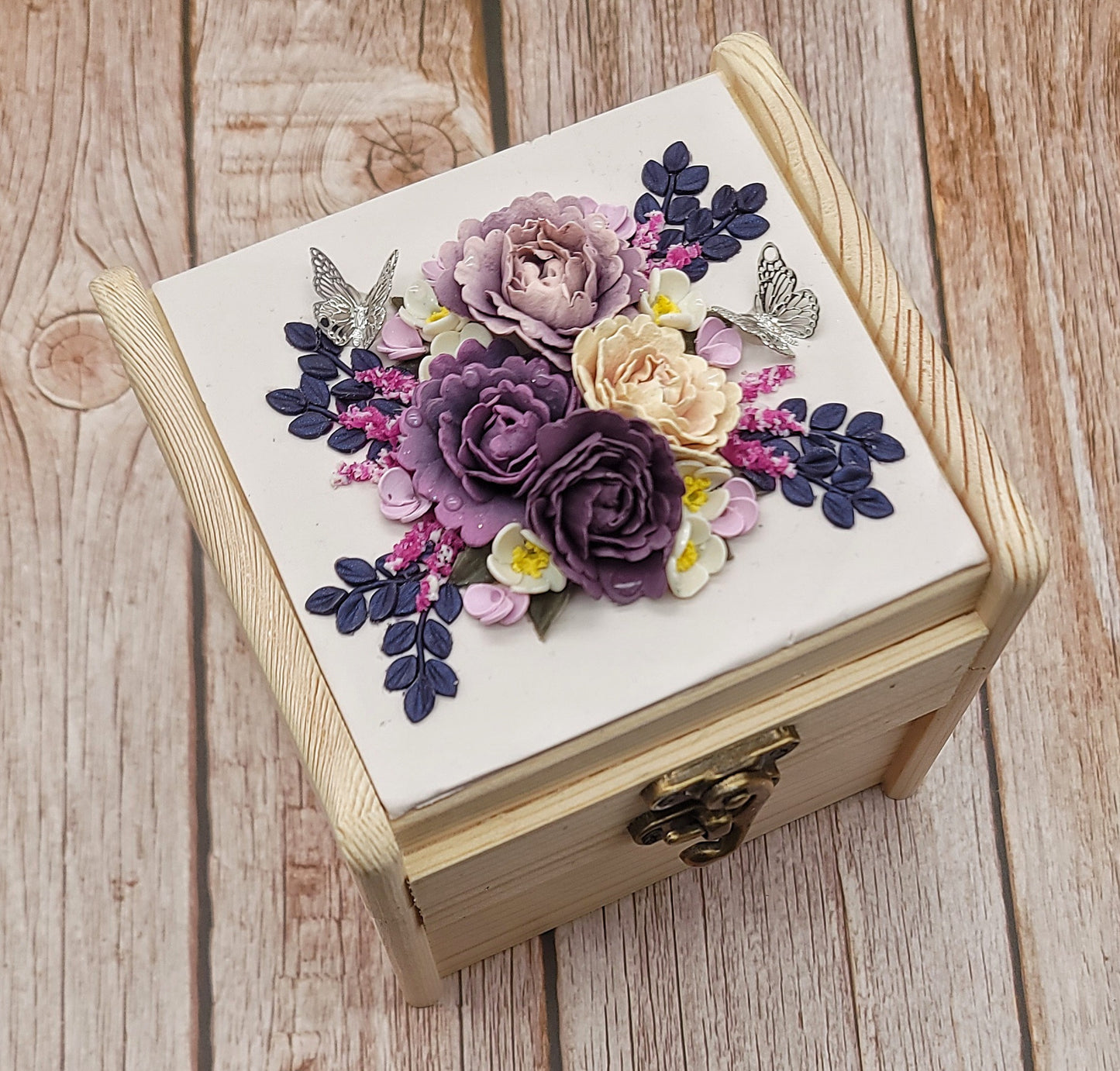 Trinket box-G