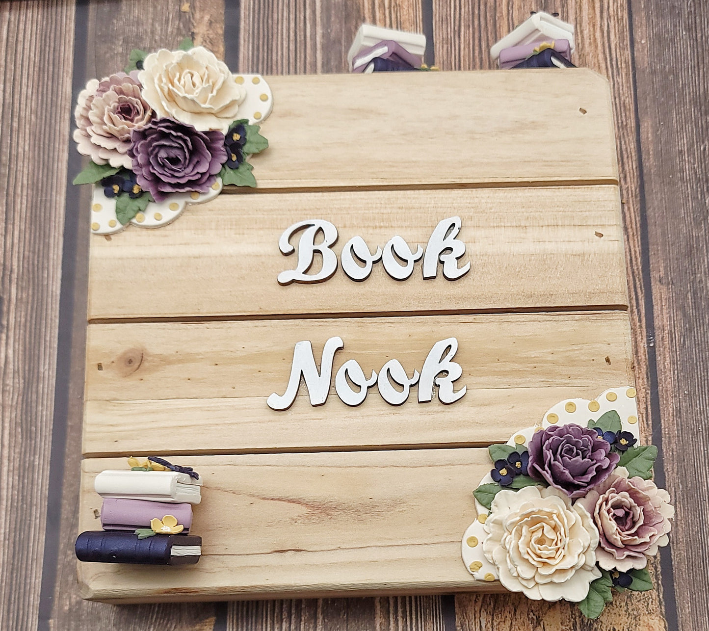 Book Nook-B