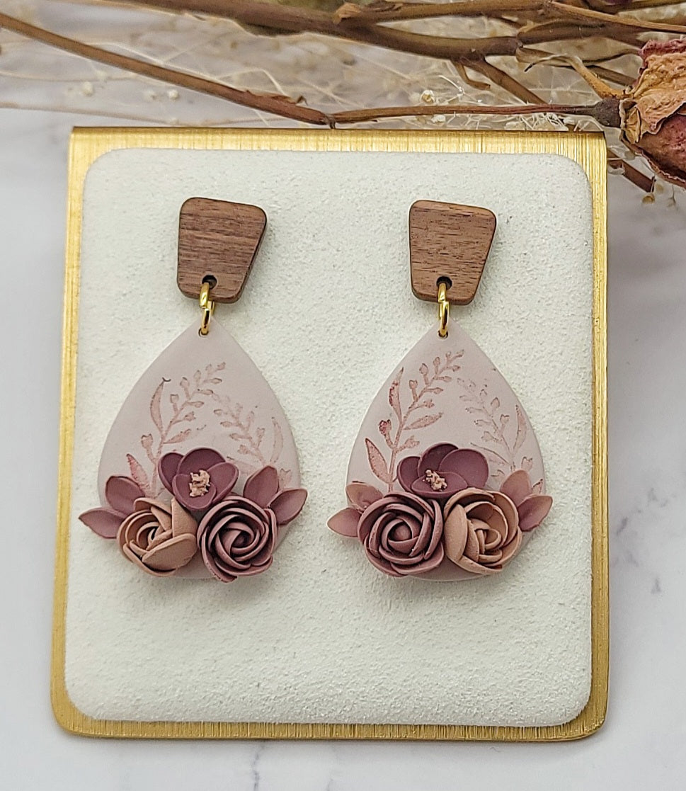 Rose Dangle earrings -D