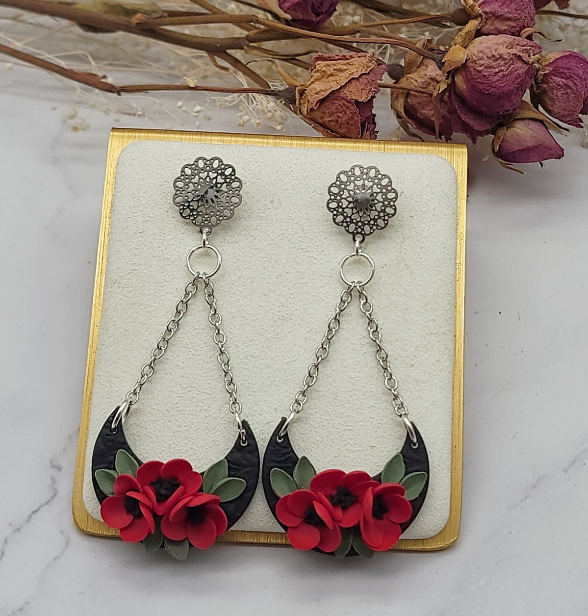 Poppy Dangle earrings -A