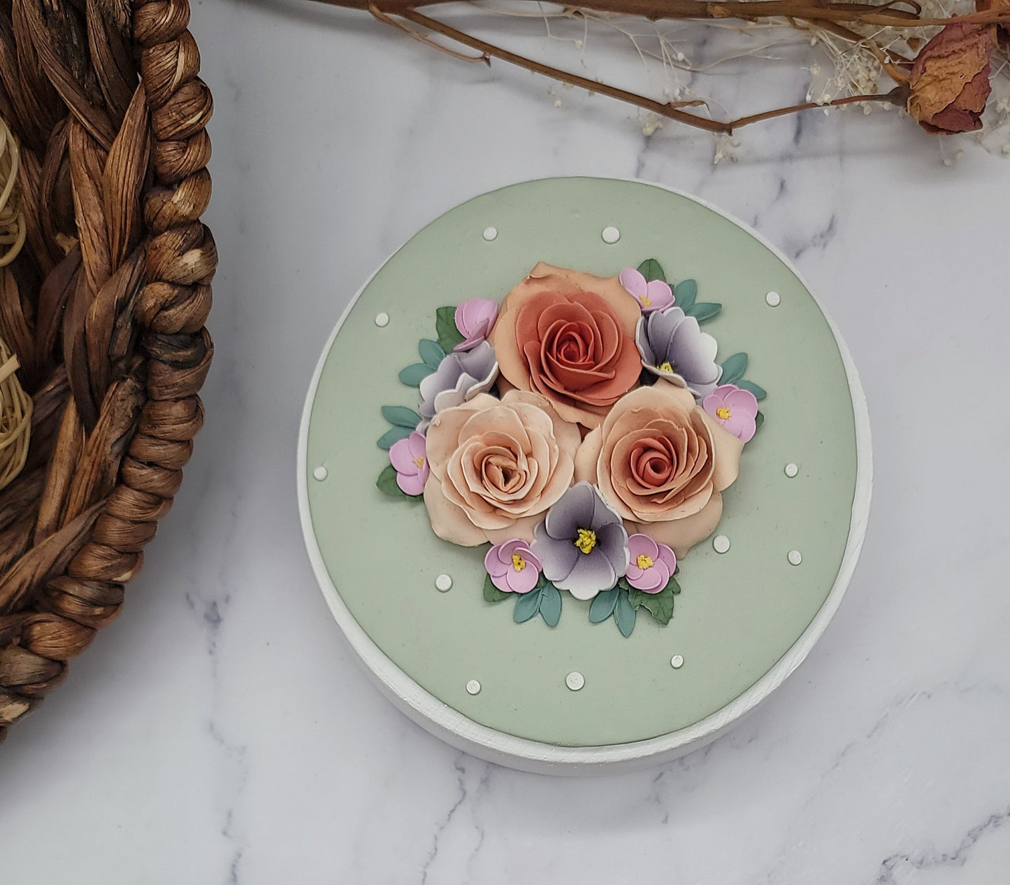 Trinket box-H