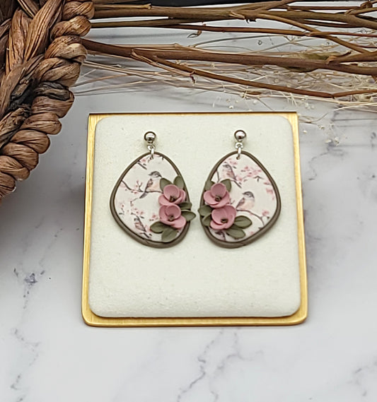 Tiny Bird floral earrings-J