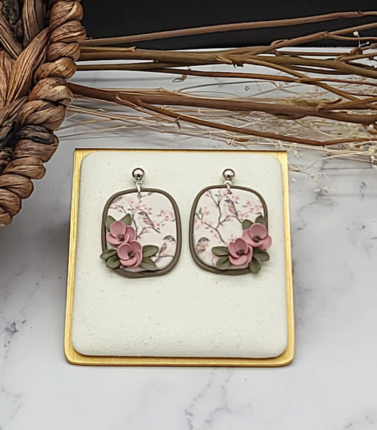 Tiny Bird floral earrings-K