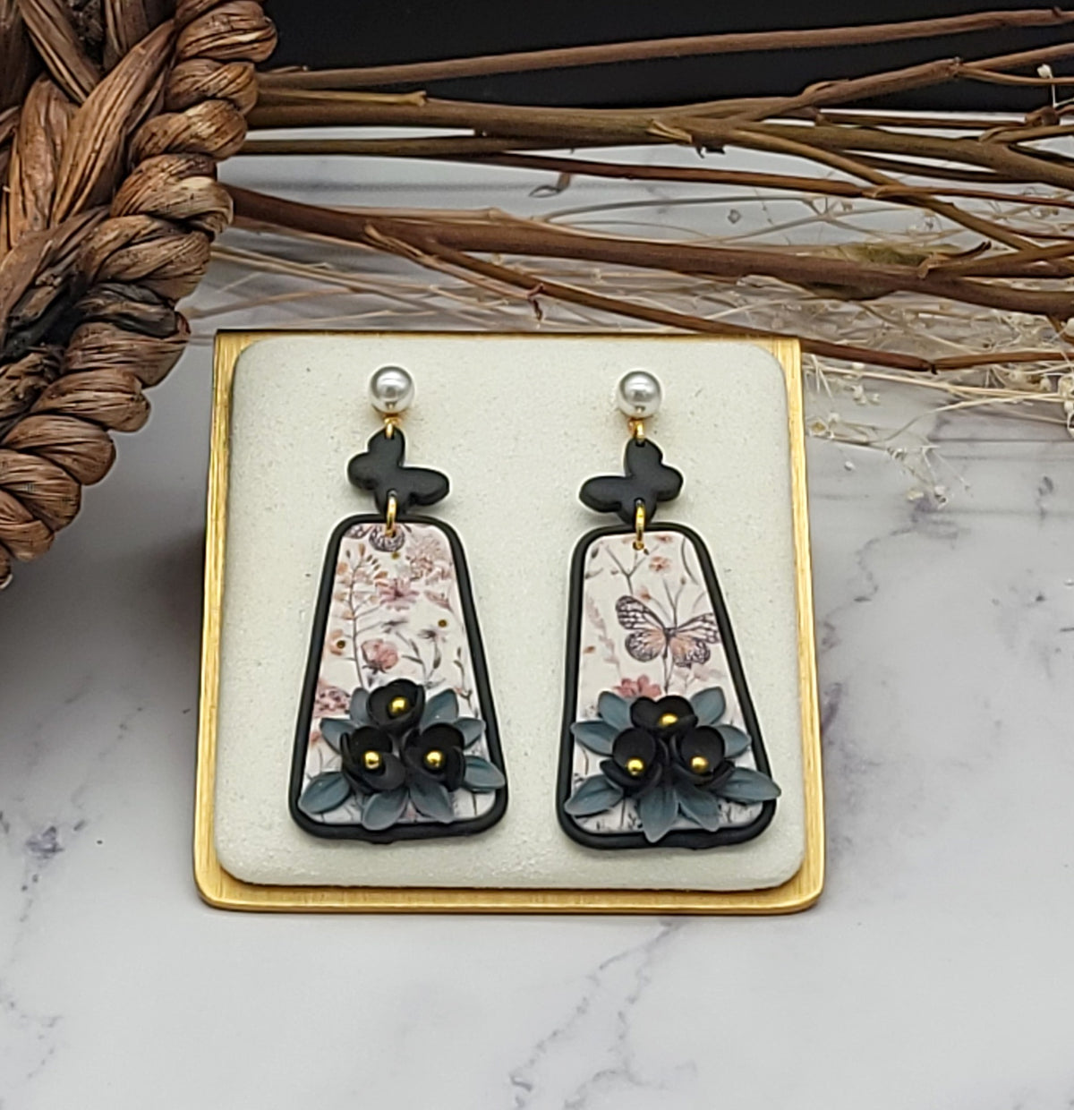 Black floral earrings-B